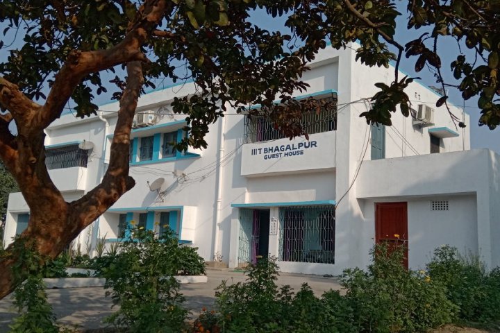 https://cache.careers360.mobi/media/colleges/social-media/media-gallery/1845/2018/10/17/Guest house of Indian Institute of Information Technology Bhagalpur_Others.JPG